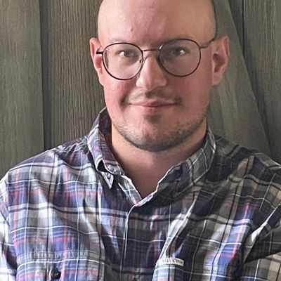 Nicholas, 28
