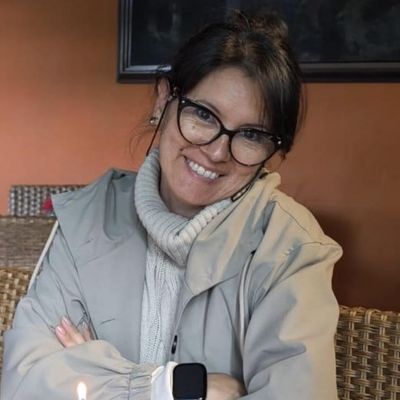 Sonia, 54