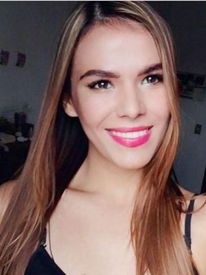 Estefania, 34