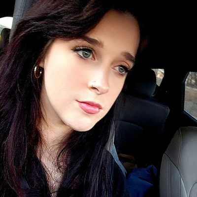 Kaitlin, 30