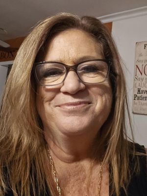Nina, 62