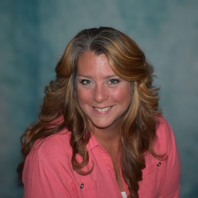 Kristin, 57
