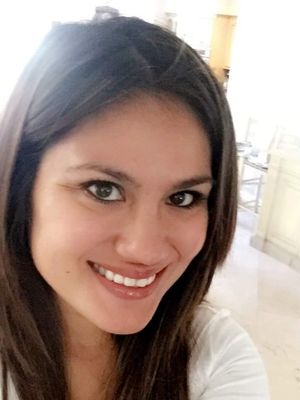 Stephanie, 35