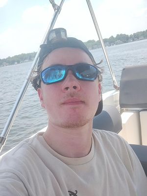 Gavin, 22