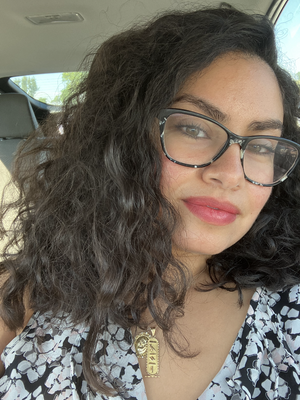 Nadine, 34