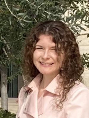 Isabel, 46