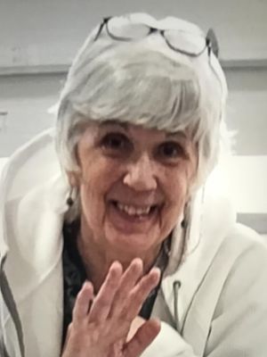 Sandra, 81