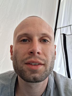 Mark, 31