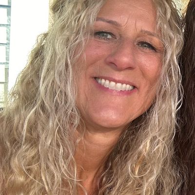 Jeanine, 58