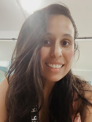 Lais Andrade, 18