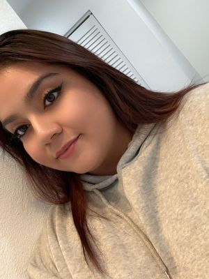 Casondra, 23