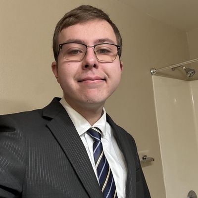 Daniel, 23