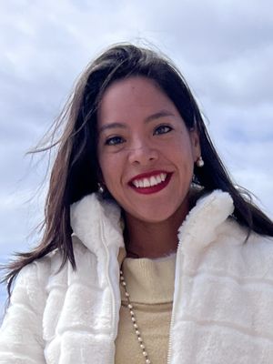 Fernanda, 31