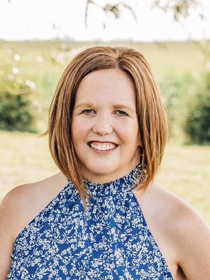 Katie, 34
