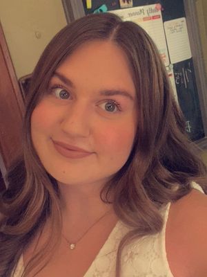 Becca, 23