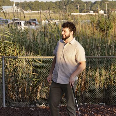 Mark, 28