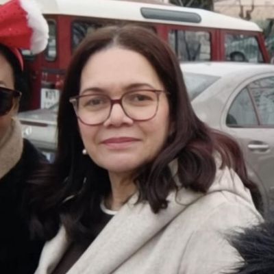 Hanna, 52