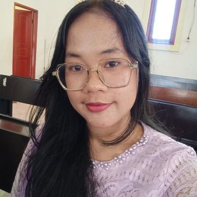 Fransiska, 19