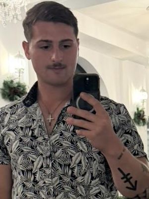 Lucas, 21