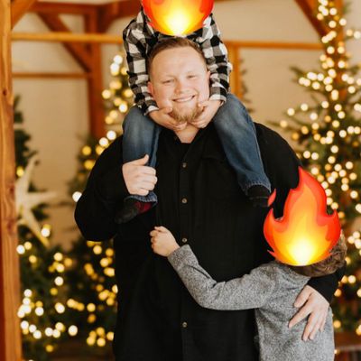 Mark, 26