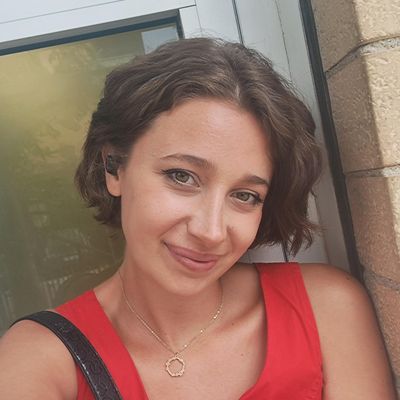 Francesca, 30