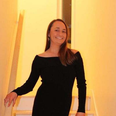 Alaina, 30