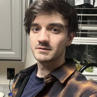 Christian, 32