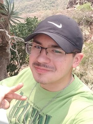 Esteban, 19
