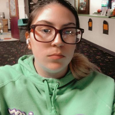 Ezry, 22