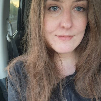 Emily, 31