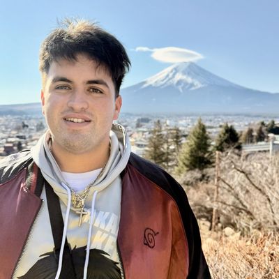 Lucas, 24