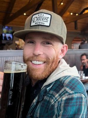 Daniel, 34