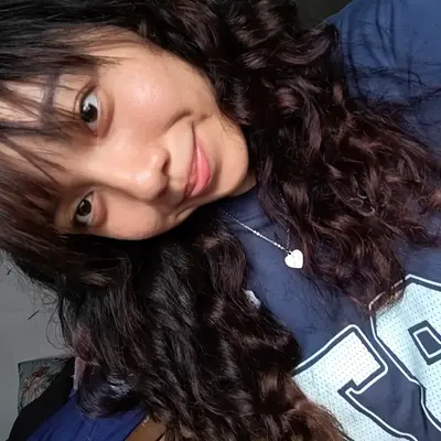 Leona, 18