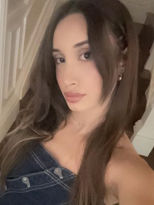 Kate, 24