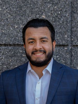 Tony, 30