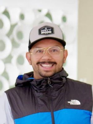 Alberto, 46