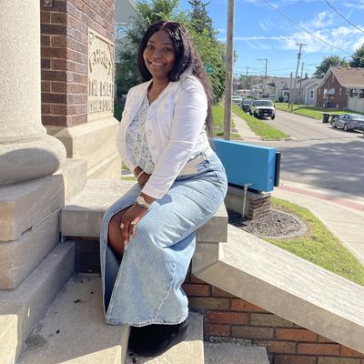 Amaka, 42