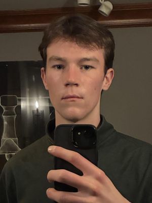 Declan, 19