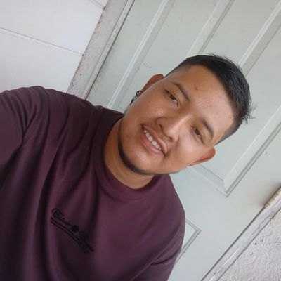 Lucas, 25