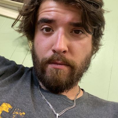 Maximilian, 28