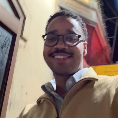 Isais, 27