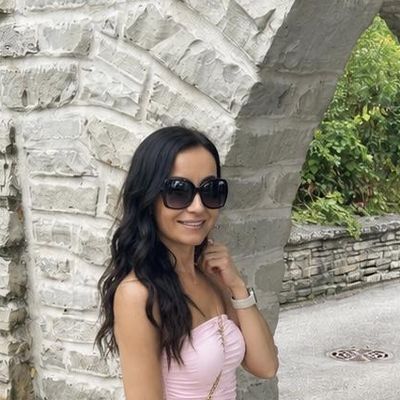 Ella, 50