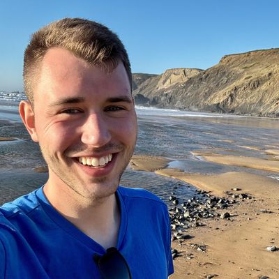 Kyle, 25