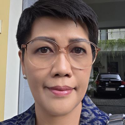 Yani, 50