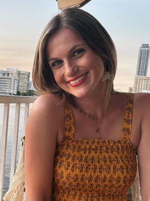 Melissa, 26