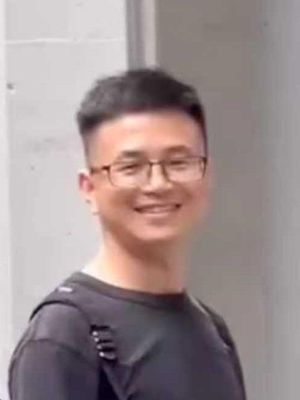 Hou, 42