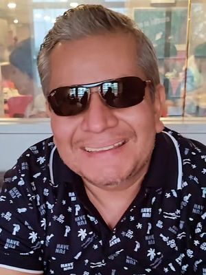 Alex, 42
