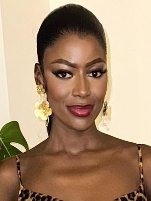 Lou, 28