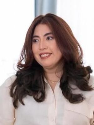Anny, 46