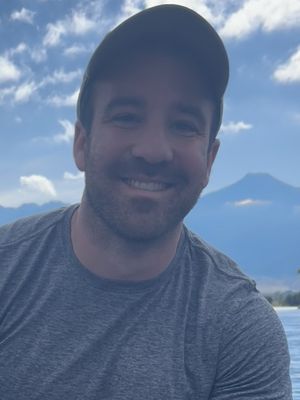 Dustin, 30